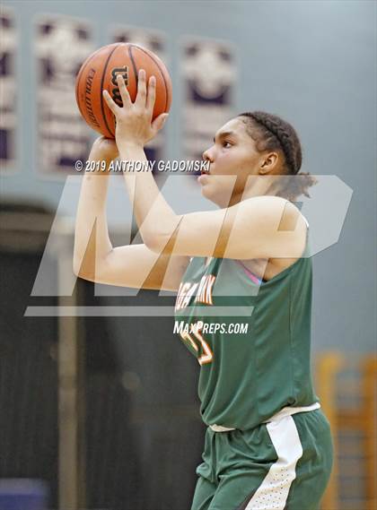 Thumbnail 2 in Morgan Park @ Jones (Chicago Public Schools 2nd Round Playoff) photogallery.