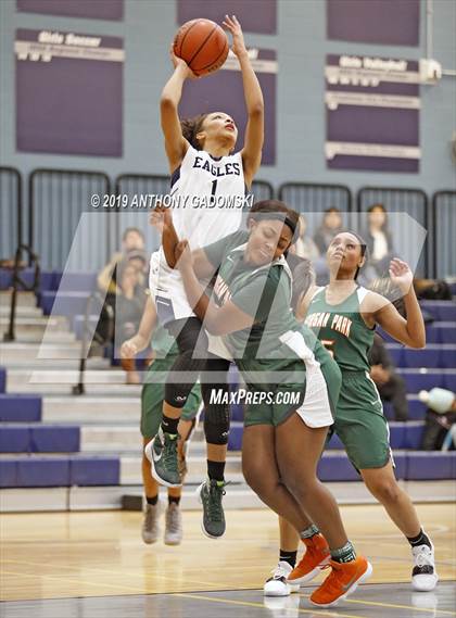 Thumbnail 1 in Morgan Park @ Jones (Chicago Public Schools 2nd Round Playoff) photogallery.