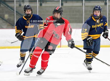 Thumbnail 3 in Marlboro @ Robbinsville photogallery.