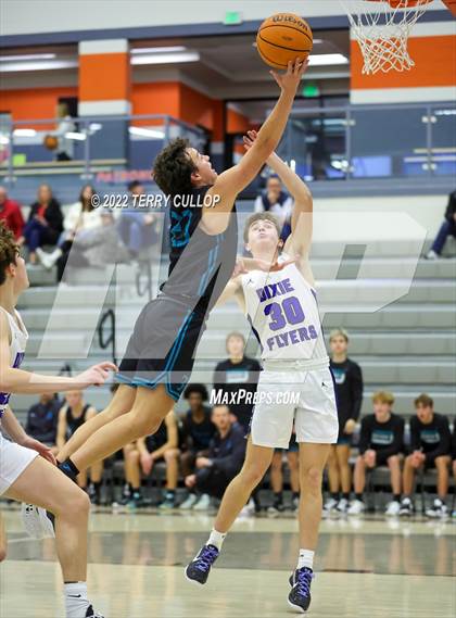 Thumbnail 3 in Farmington vs. Dixie (Falcon Classic) photogallery.
