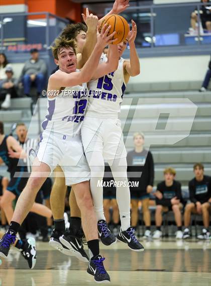 Thumbnail 2 in Farmington vs. Dixie (Falcon Classic) photogallery.