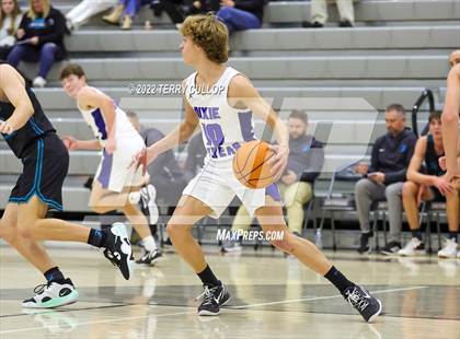 Thumbnail 1 in Farmington vs. Dixie (Falcon Classic) photogallery.
