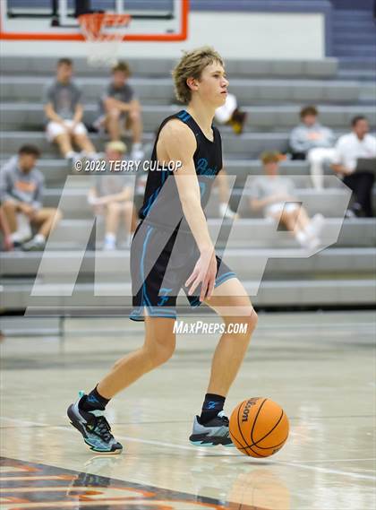 Thumbnail 2 in Farmington vs. Dixie (Falcon Classic) photogallery.