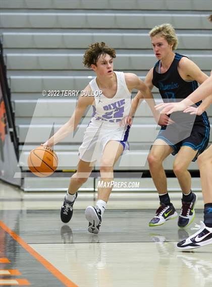 Thumbnail 2 in Farmington vs. Dixie (Falcon Classic) photogallery.