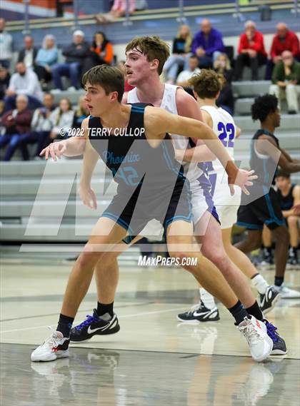 Thumbnail 1 in Farmington vs. Dixie (Falcon Classic) photogallery.