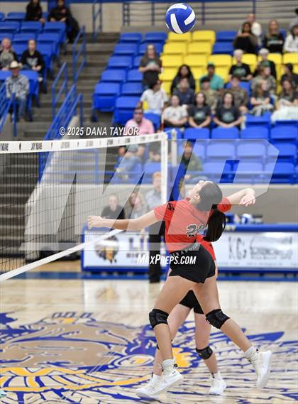 Thumbnail 3 in Strawn vs. Newcastle (Bi-District) photogallery.