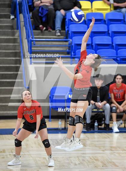 Thumbnail 2 in Strawn vs. Newcastle (Bi-District) photogallery.