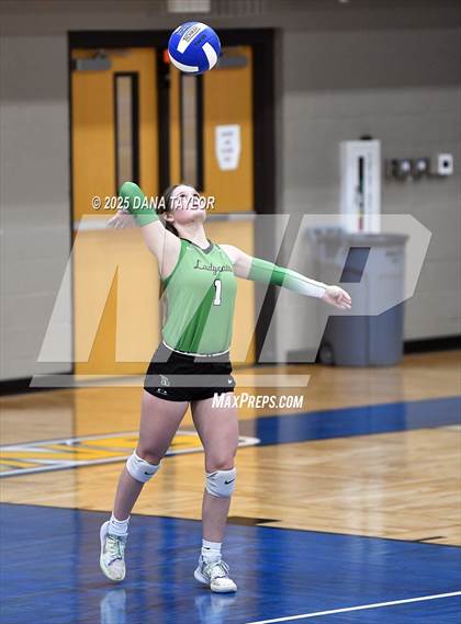 Thumbnail 1 in Strawn vs. Newcastle (Bi-District) photogallery.