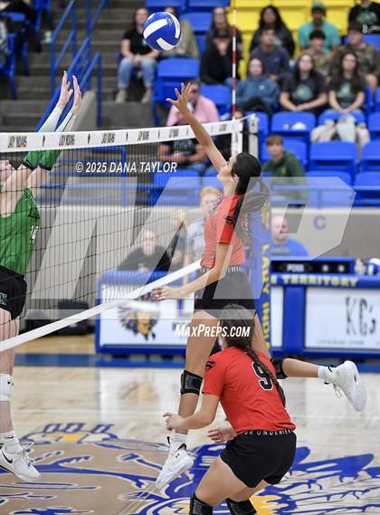 Thumbnail 2 in Strawn vs. Newcastle (Bi-District) photogallery.