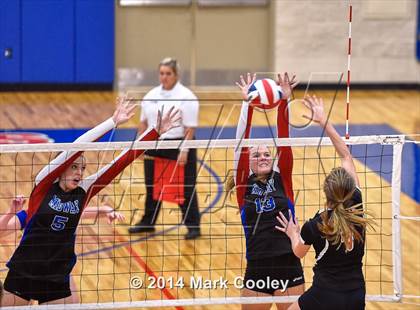 Thumbnail 3 in Lorena @ Midway photogallery.