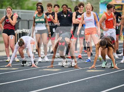 Thumbnail 3 in UIL 3A Track & Field District (100M) photogallery.