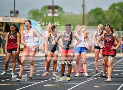 Thumbnail 1 in UIL 3A Track & Field District (100M) photogallery.