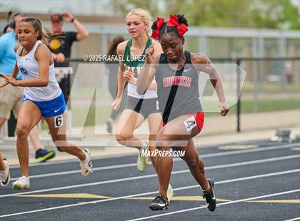 Thumbnail 1 in UIL 3A Track & Field District (100M) photogallery.