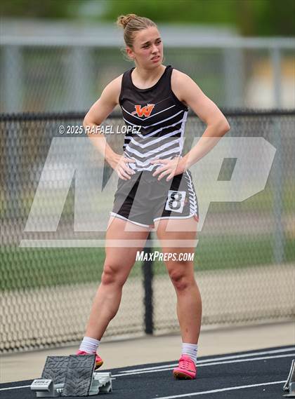 Thumbnail 3 in UIL 3A Track & Field District (100M) photogallery.