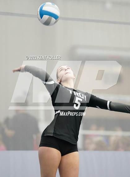 Thumbnail 2 in Troy vs. St. Mary Catholic Central (Beast of the East) photogallery.