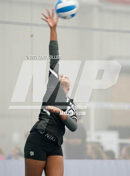 Thumbnail 2 in Troy vs. St. Mary Catholic Central (Beast of the East) photogallery.