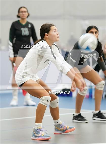 Thumbnail 1 in Troy vs. St. Mary Catholic Central (Beast of the East) photogallery.