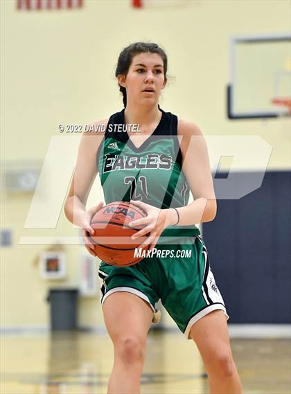 Thumbnail 2 in El Camino vs. Foothill (Rumble on the River) photogallery.