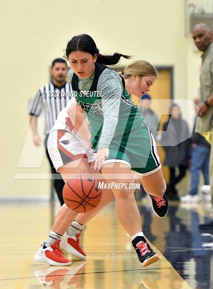 Thumbnail 1 in El Camino vs. Foothill (Rumble on the River) photogallery.