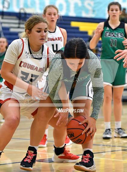 Thumbnail 2 in El Camino vs. Foothill (Rumble on the River) photogallery.