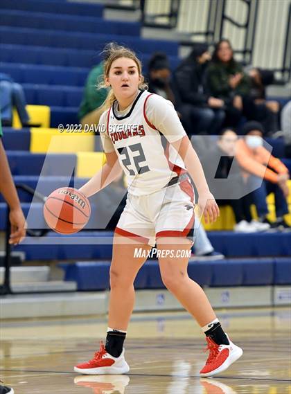 Thumbnail 2 in El Camino vs. Foothill (Rumble on the River) photogallery.
