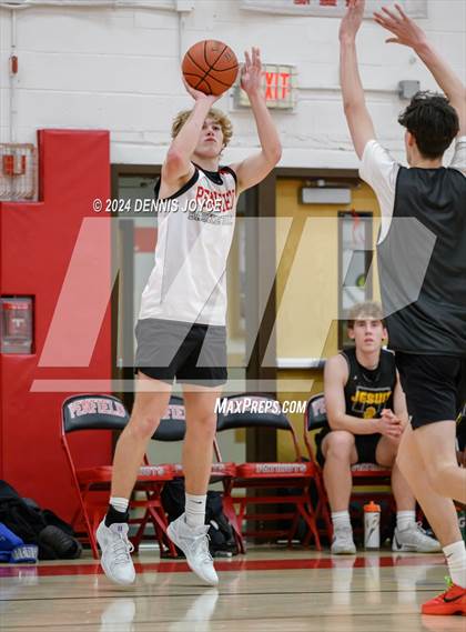 Thumbnail 3 in Penfield vs McQuaid Jesuit (Preseason) photogallery.