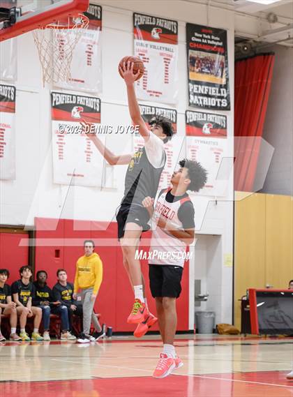 Thumbnail 1 in Penfield vs McQuaid Jesuit (Preseason) photogallery.