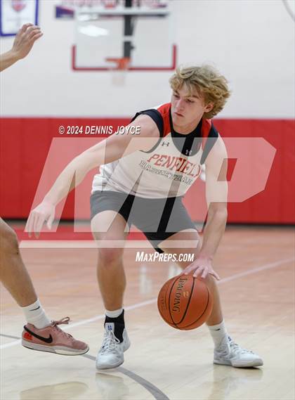 Thumbnail 2 in Penfield vs McQuaid Jesuit (Preseason) photogallery.