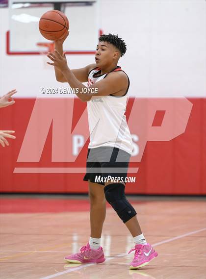 Thumbnail 3 in Penfield vs McQuaid Jesuit (Preseason) photogallery.