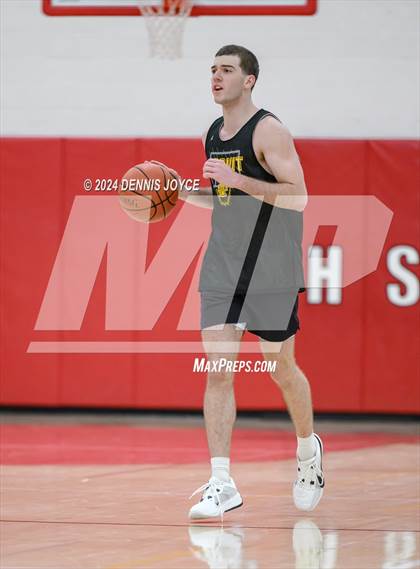 Thumbnail 2 in Penfield vs McQuaid Jesuit (Preseason) photogallery.
