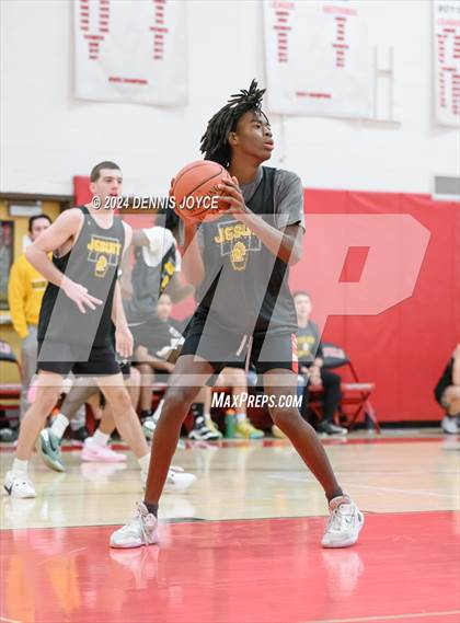Thumbnail 1 in Penfield vs McQuaid Jesuit (Preseason) photogallery.