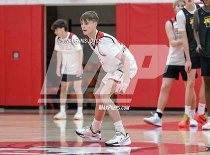 Thumbnail 2 in Penfield vs McQuaid Jesuit (Preseason) photogallery.