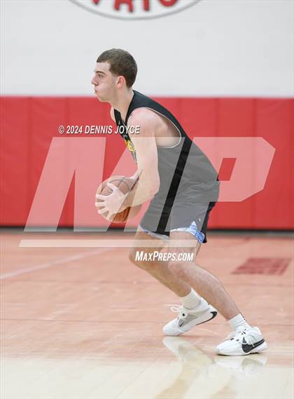 Thumbnail 1 in Penfield vs McQuaid Jesuit (Preseason) photogallery.