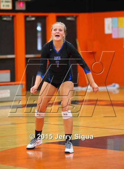 Thumbnail 3 in Davis @ Roseville photogallery.