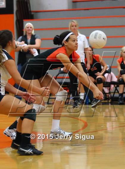 Thumbnail 3 in Davis @ Roseville photogallery.