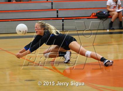 Thumbnail 2 in Davis @ Roseville photogallery.