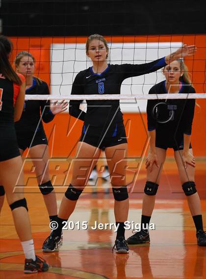 Thumbnail 2 in Davis @ Roseville photogallery.