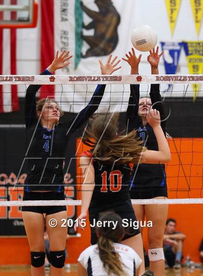Thumbnail 3 in Davis @ Roseville photogallery.