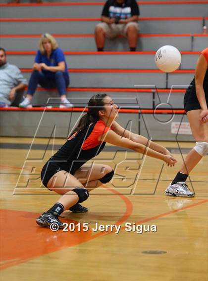 Thumbnail 2 in Davis @ Roseville photogallery.