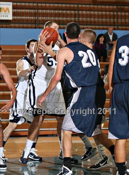 Thumbnail 1 in Farragut vs Anderson County (Kroger Thanksgiving Classic) photogallery.