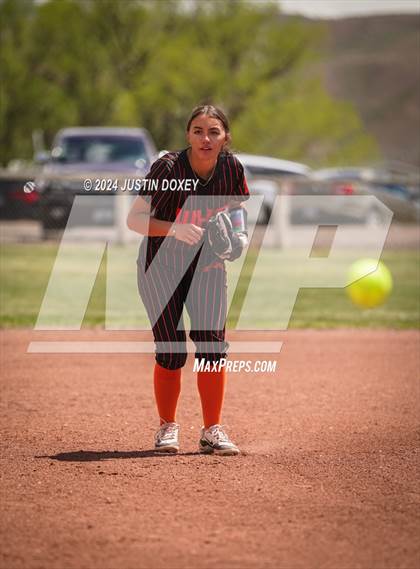 Thumbnail 2 in Wells vs Coleville (NIAA Class 1A Northern Playoff Game 2) photogallery.