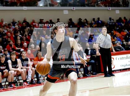 Thumbnail 1 in East St. Louis vs. Triad(IHSA 3A Sectional) photogallery.
