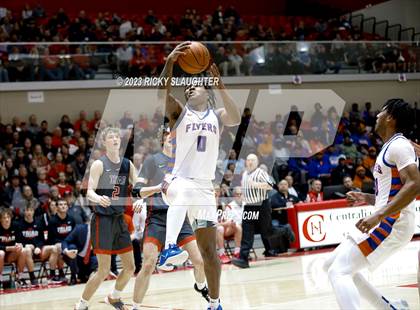 Thumbnail 2 in East St. Louis vs. Triad(IHSA 3A Sectional) photogallery.