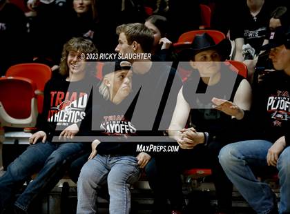 Thumbnail 2 in East St. Louis vs. Triad(IHSA 3A Sectional) photogallery.
