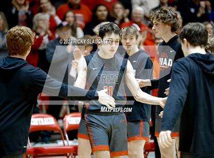 Thumbnail 3 in East St. Louis vs. Triad(IHSA 3A Sectional) photogallery.