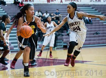 Thumbnail 3 in Garland vs Rowlett photogallery.