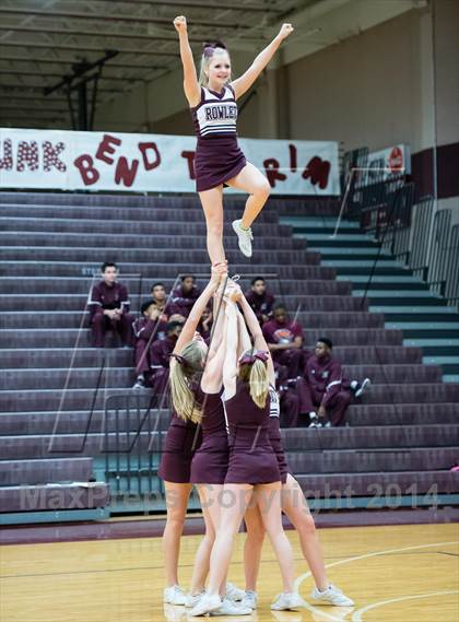 Thumbnail 3 in Garland vs Rowlett photogallery.