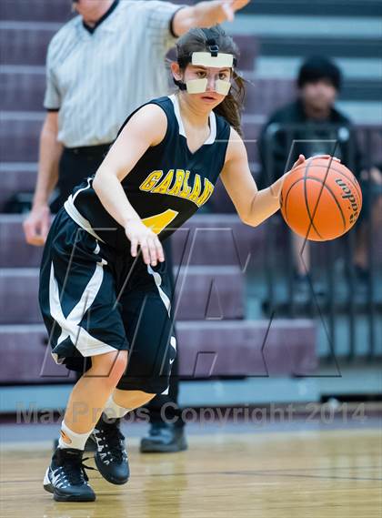 Thumbnail 3 in Garland vs Rowlett photogallery.