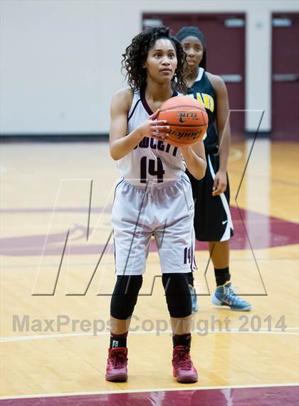 Thumbnail 3 in Garland vs Rowlett photogallery.