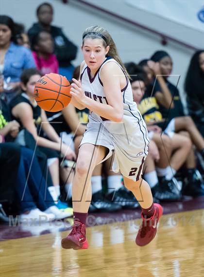 Thumbnail 1 in Garland vs Rowlett photogallery.